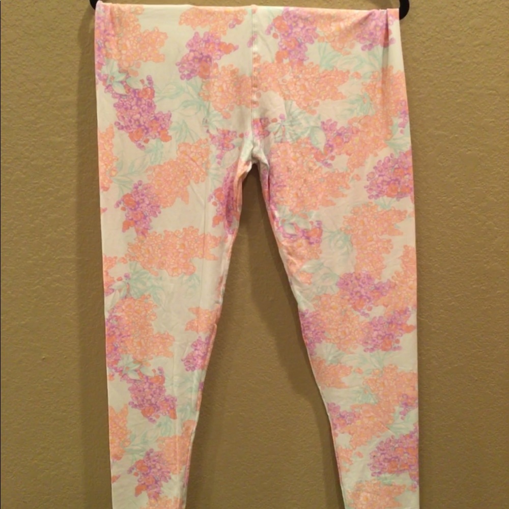 LuLaRoe Pastel Floral TC Leggings - NEW